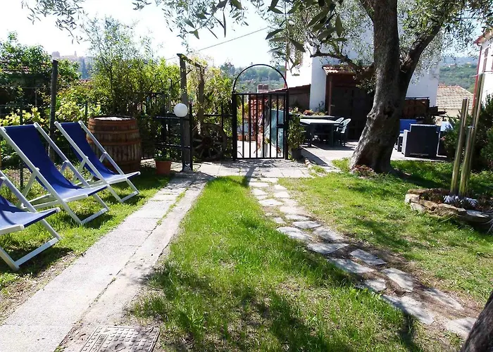 Un Posto Al Sole Lantgård *