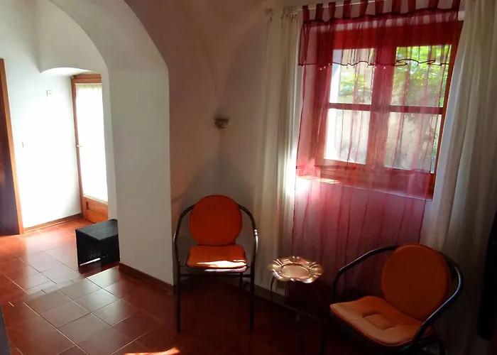 Lantgård Un Posto Al Sole Diano San Pietro